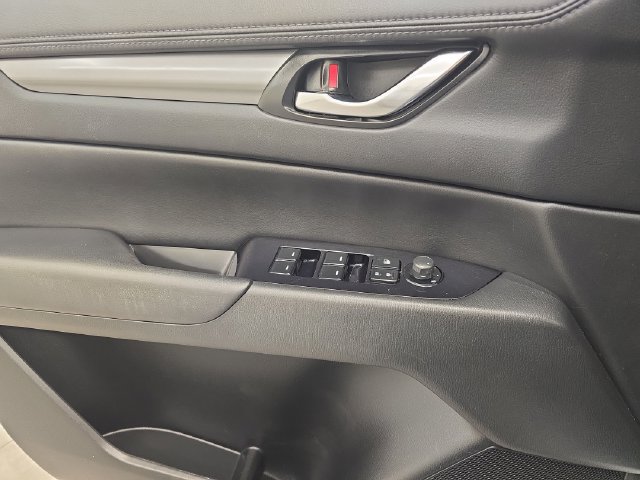 Used 2021 MAZDA CX-5 Touring FWD image 32