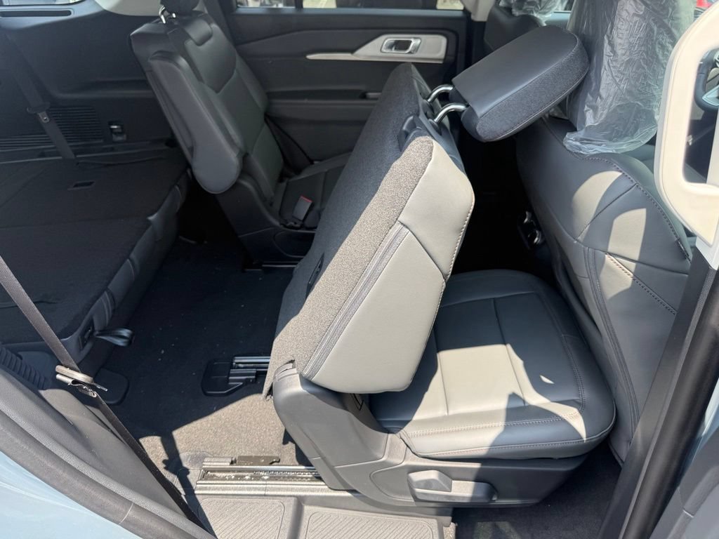 New 2026 Ford Explorer Active w/ Active Comfort Package AWD/4WD image 60