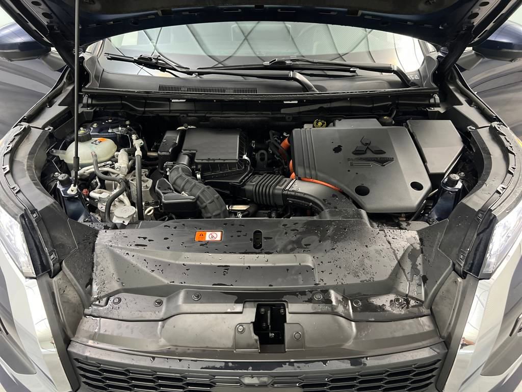 Used 2023 Mitsubishi Outlander SE image 77