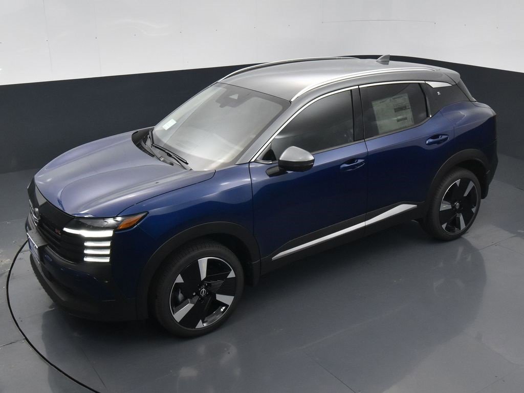 Certified 2025 Nissan Kicks SR image 32