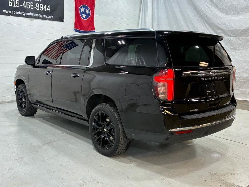 Used 2023 Chevrolet Suburban Premier RWD image 7