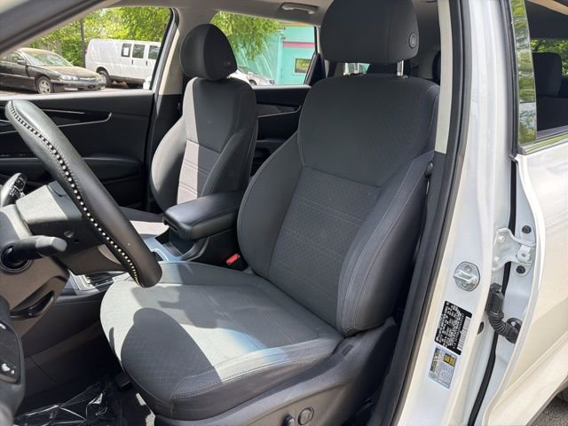 Used 2018 Kia Sorento LX AWD/4WD image 9