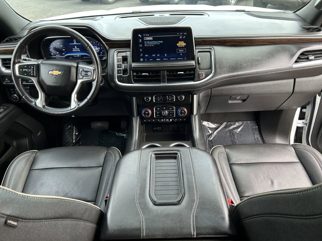 Used 2023 Chevrolet Suburban Premier image 27