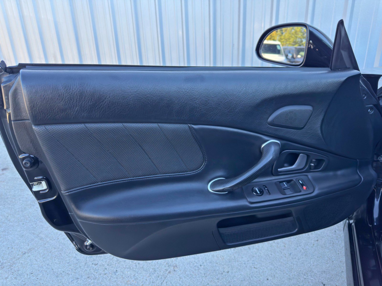 Used 2006 Honda S2000 image 30