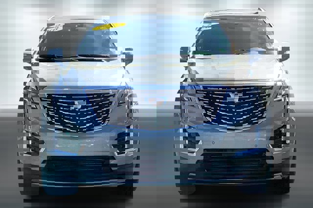 Used 2023 Cadillac XT5 Premium Luxury image 2