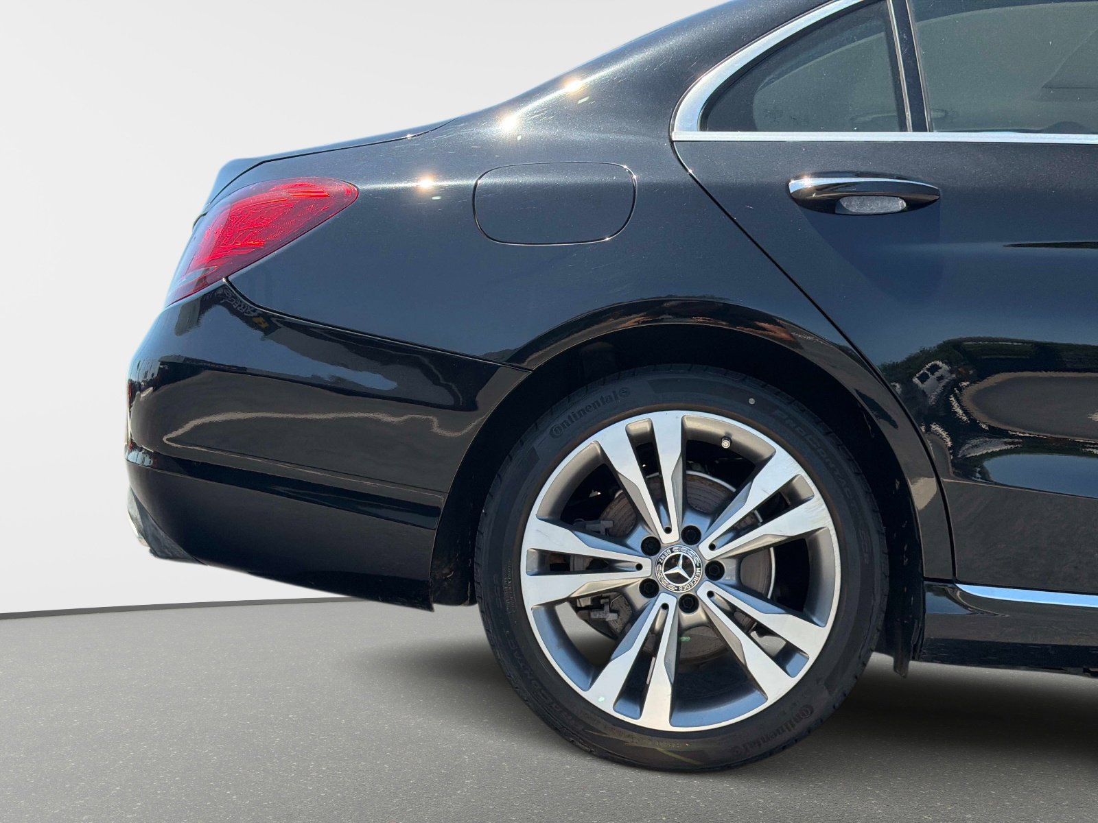 Used 2021 Mercedes-Benz C 300 Sedan image 19