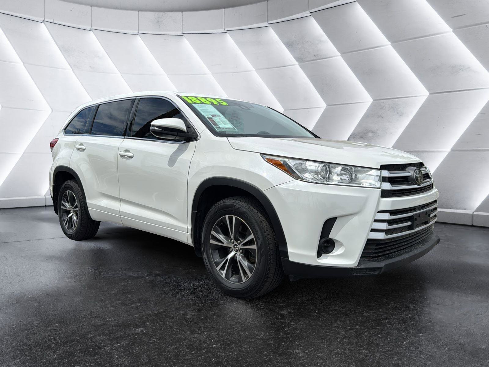 Used 2018 Toyota Highlander LE