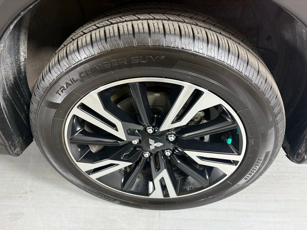 Used 2024 Mitsubishi Eclipse Cross SE image 9