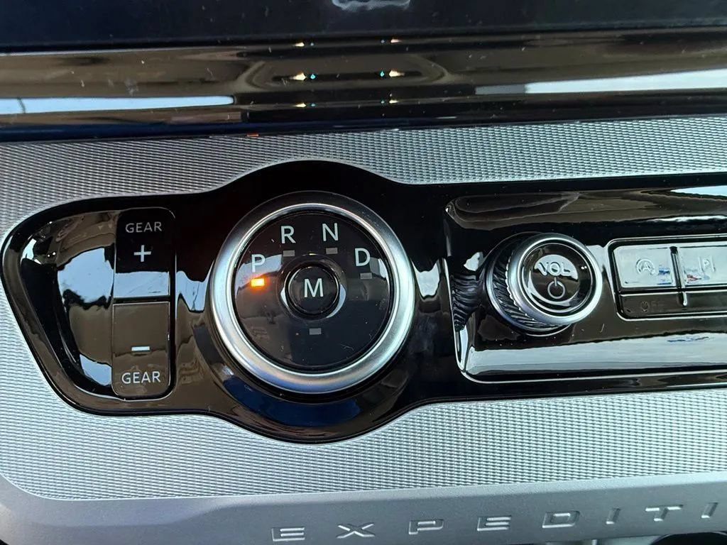 New 2027 Ford Expedition Active AWD/4WD image 17