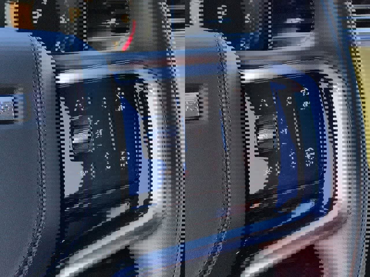 New 2026 Land Rover Range Rover Sport SE AWD/4WD image 23