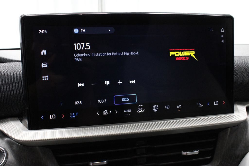Certified 2025 Ford Explorer Platinum w/ Ultimate Package AWD/4WD image 4