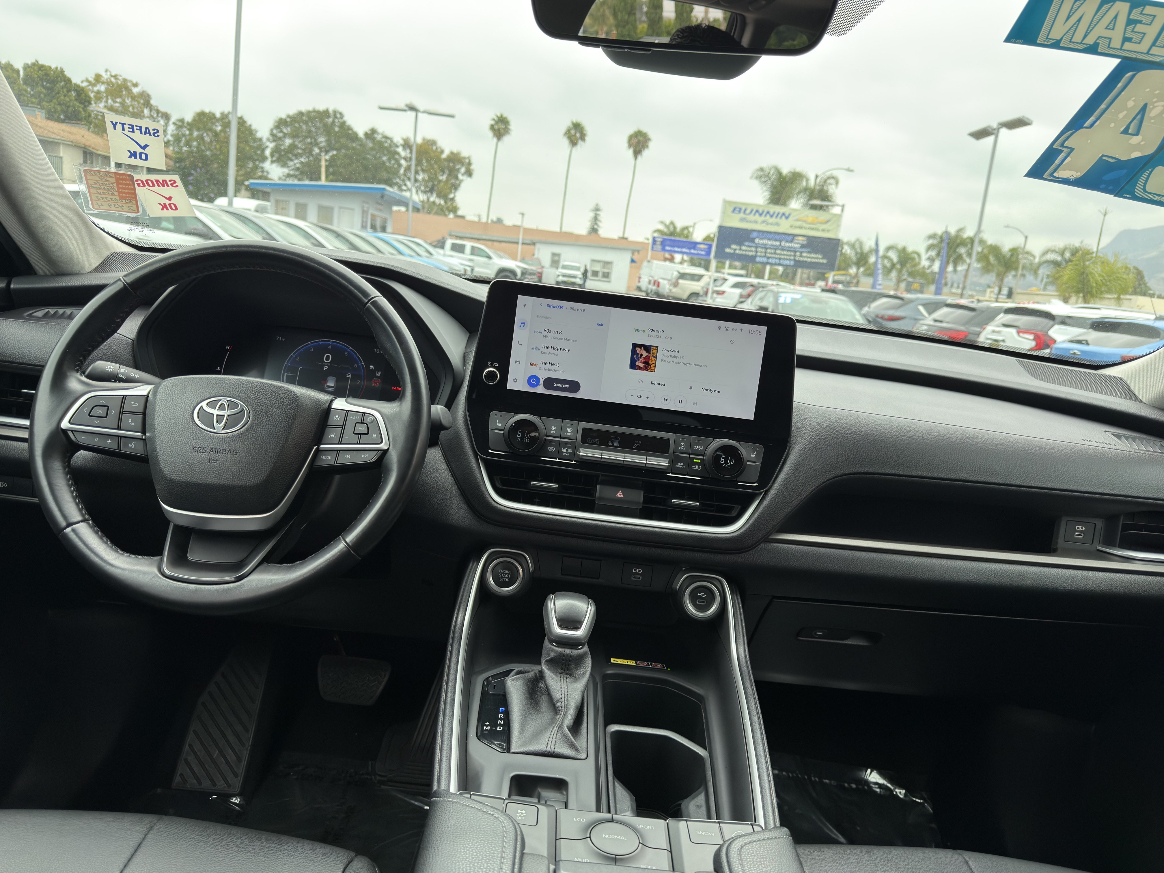 Used 2024 Toyota Grand Highlander AWD image 19