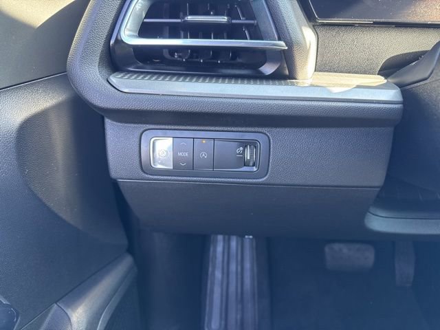 Certified 2024 Chevrolet Traverse LS w/ LPO, Floor Liner Package image 21