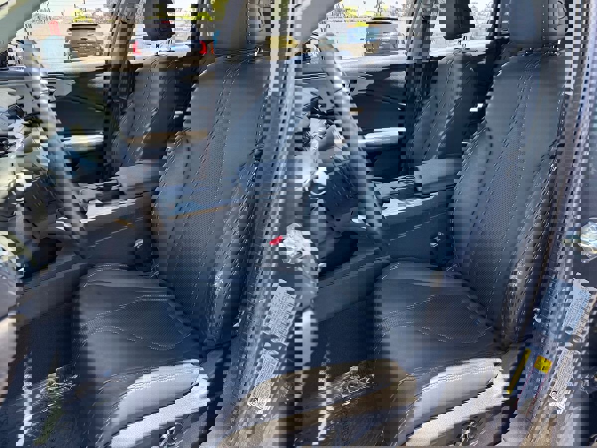 Used 2023 Acura TLX w/ Technology Package image 18