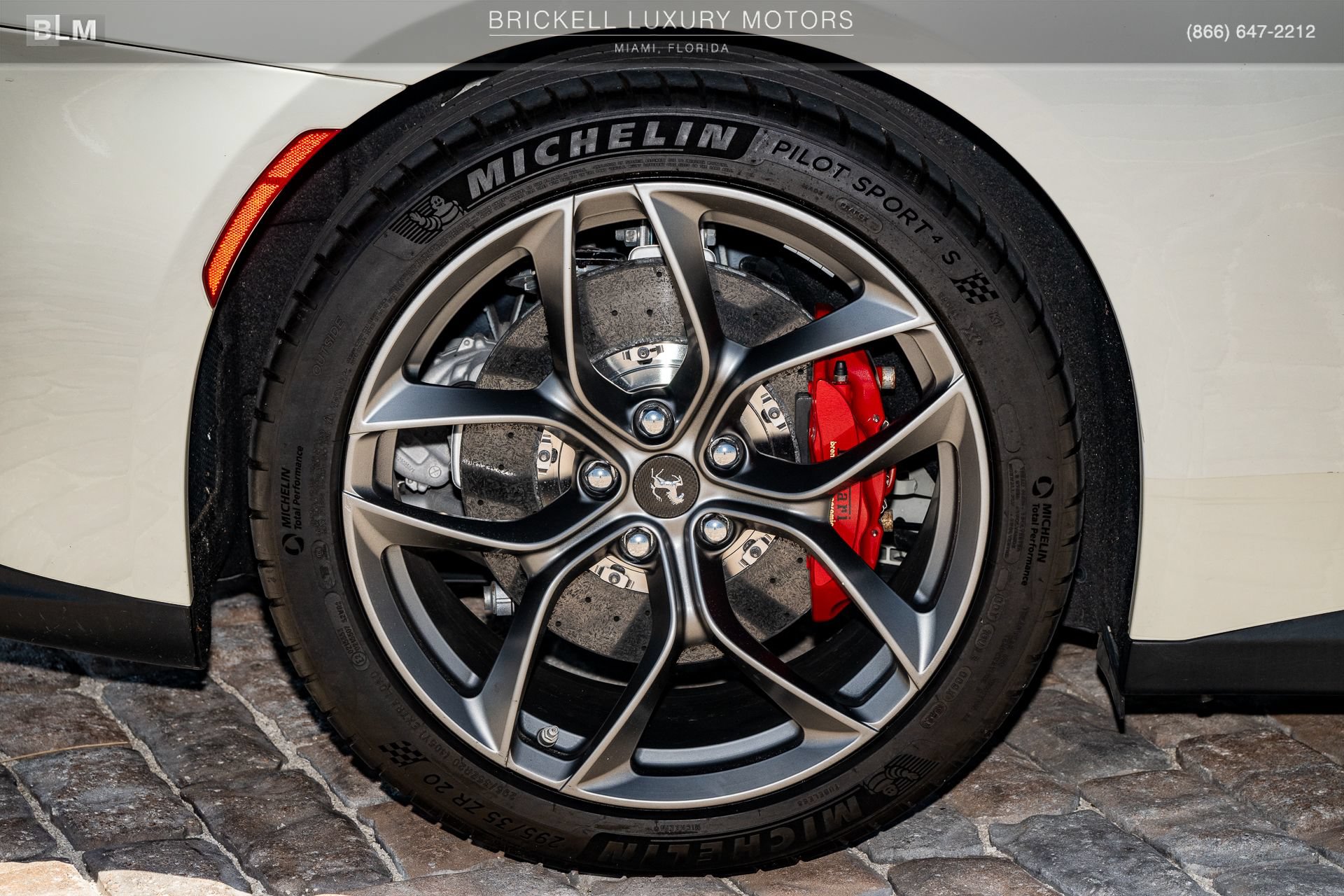 Used 2018 Ferrari GTC4Lusso T RWD image 49