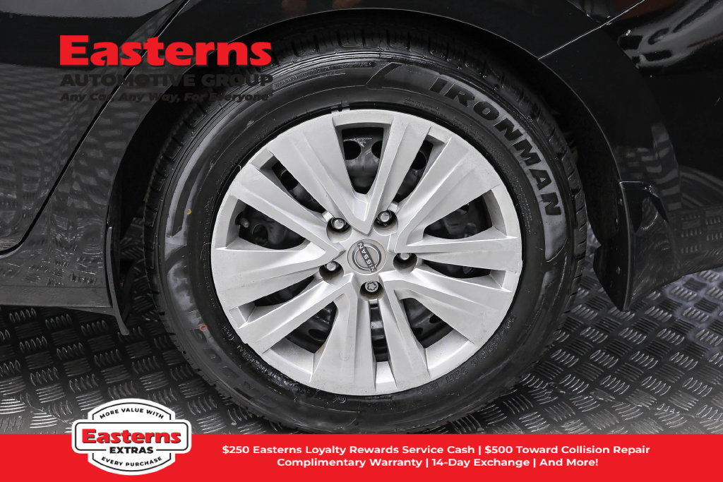 Used 2024 Nissan Sentra S FWD image 9
