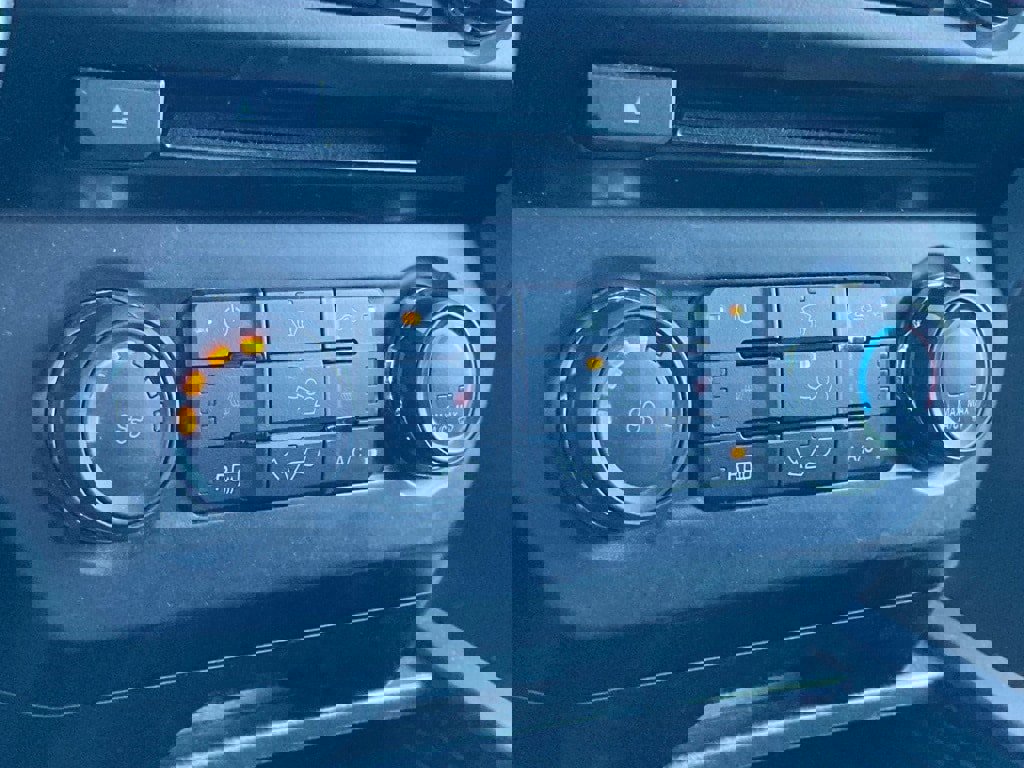 Used 2017 Ford F150 XLT w/ Equipment Group 302A Luxury image 24