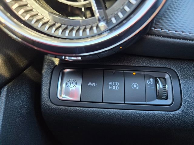 Used 2025 Chevrolet Equinox LT image 33