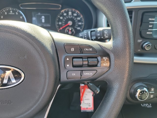 Used 2016 Kia Sorento FWD image 17