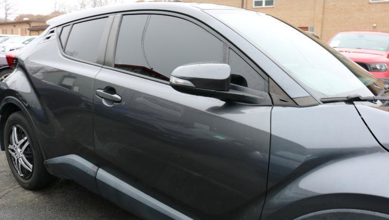 Used 2019 Toyota C-HR LE image 5