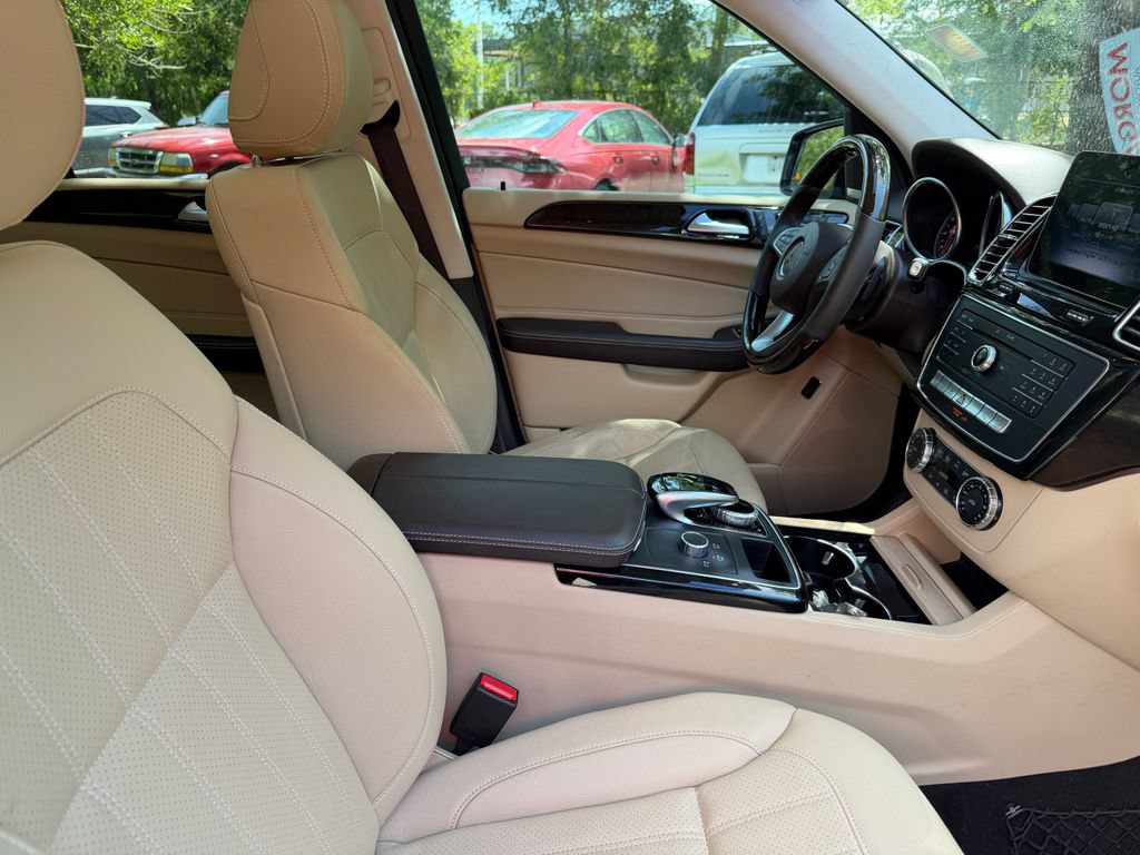 Used 2018 Mercedes-Benz GLE 350 image 9