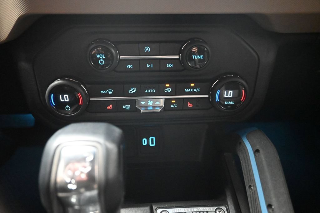 Used 2021 Ford Bronco Wildtrak AWD/4WD image 8