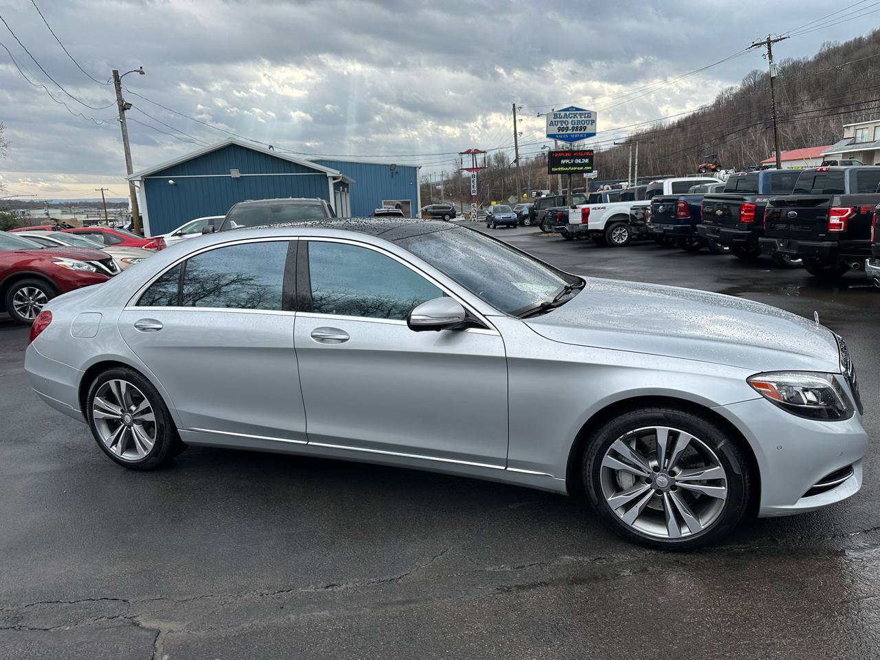 Used 2015 Mercedes-Benz S 550 4MATIC Sedan image 4