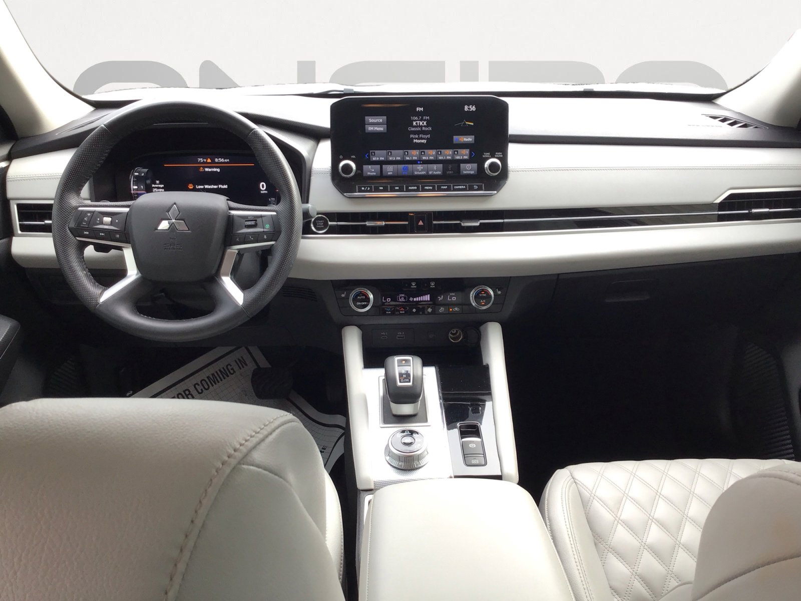 Used 2023 Mitsubishi Outlander SEL FWD image 15