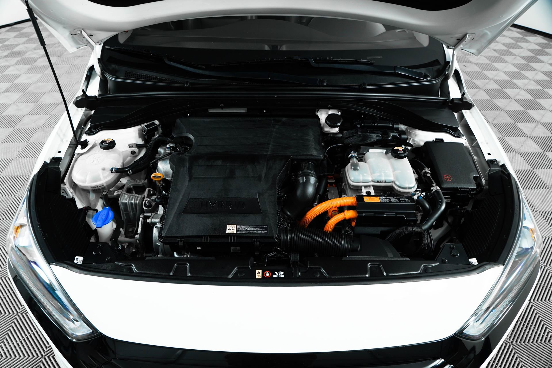 Used 2017 Hyundai Ioniq Limited image 30