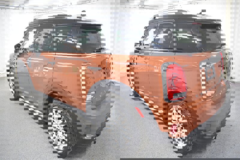 Used 2017 MINI Cooper Countryman S FWD image 5