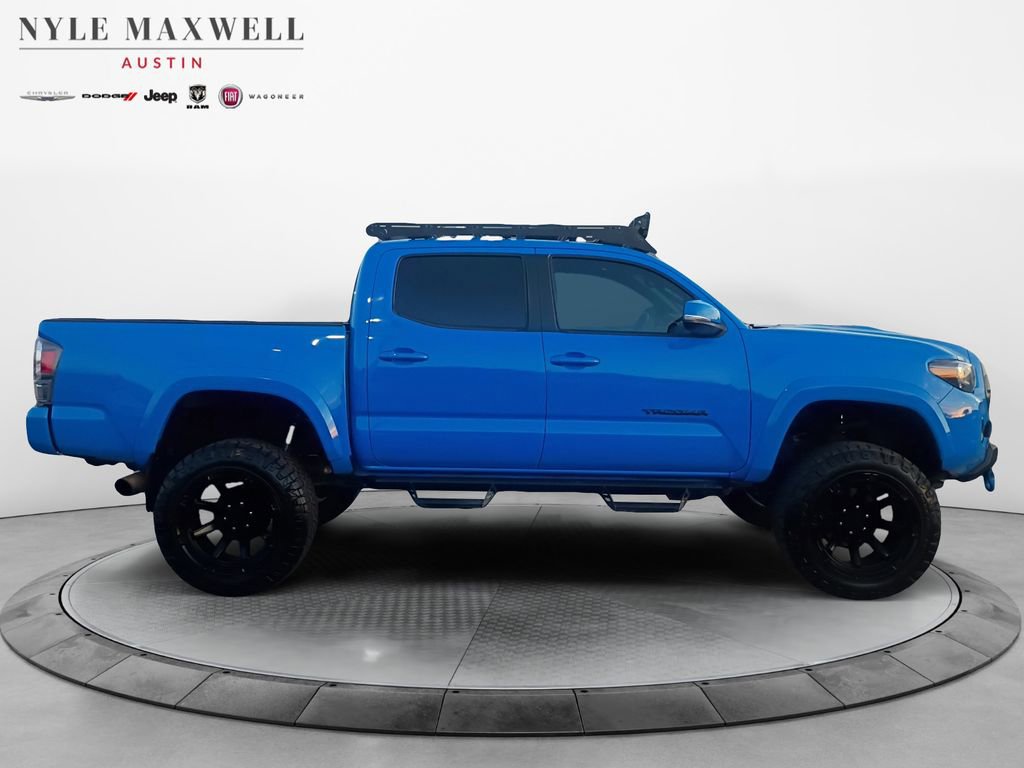 Used 2020 Toyota Tacoma TRD Sport w/ TRD Premium Sport Package image 7