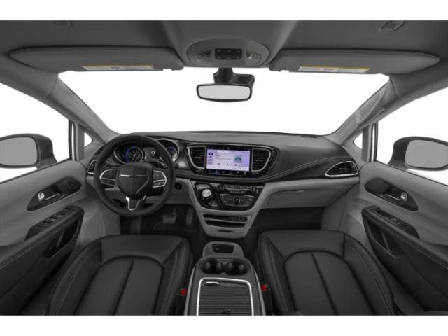 Certified 2024 Chrysler Pacifica Touring-L FWD image 5