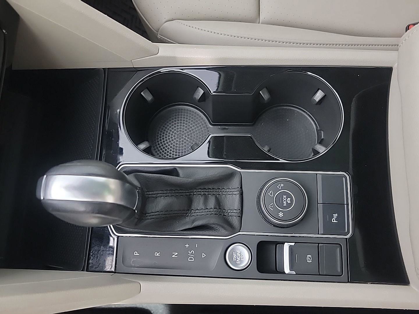 Used 2019 Volkswagen Atlas SEL image 33