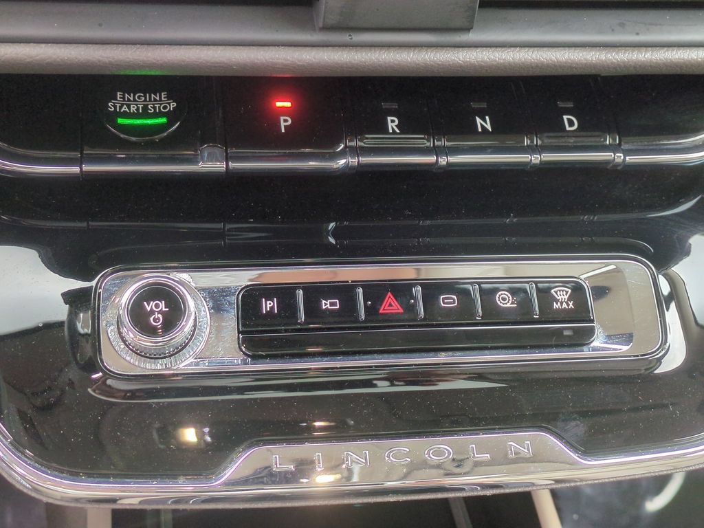 Used 2024 Lincoln Corsair Grand Touring AWD/4WD image 13
