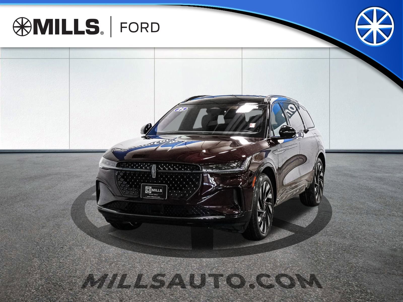 Used 2025 Lincoln Nautilus Reserve w/ Jet Appearance Package