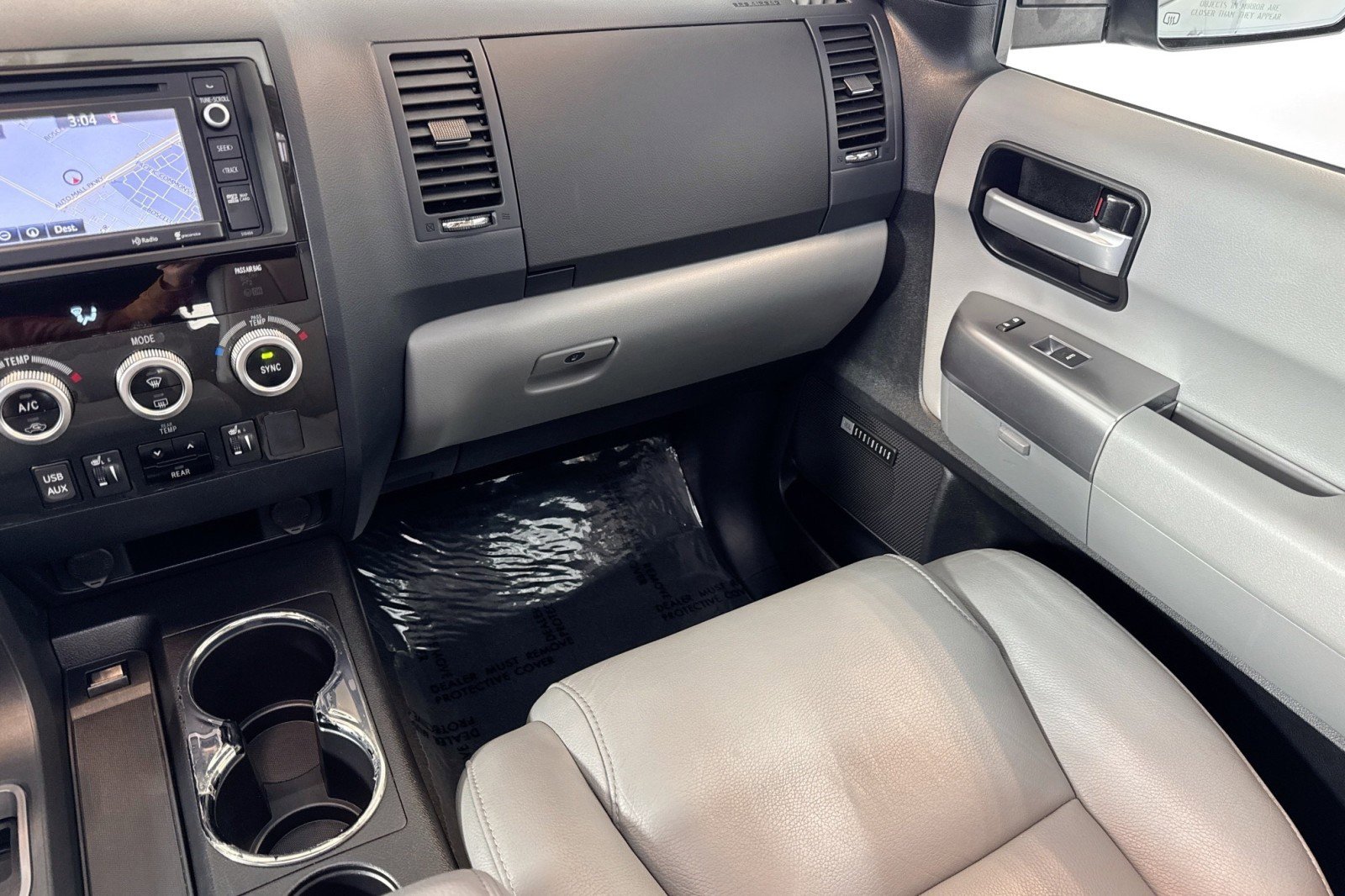 Used 2019 Toyota Sequoia Limited w/ Safety & Convenience Package AWD/4WD image 22