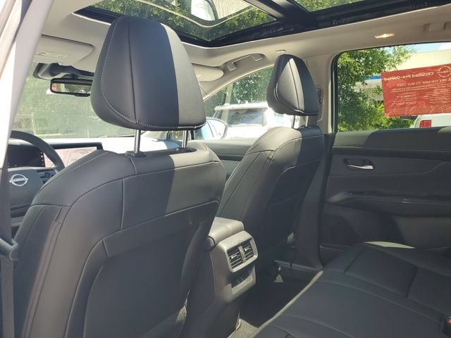 Certified 2025 Nissan Murano SL w/ Cargo Package AWD/4WD image 32