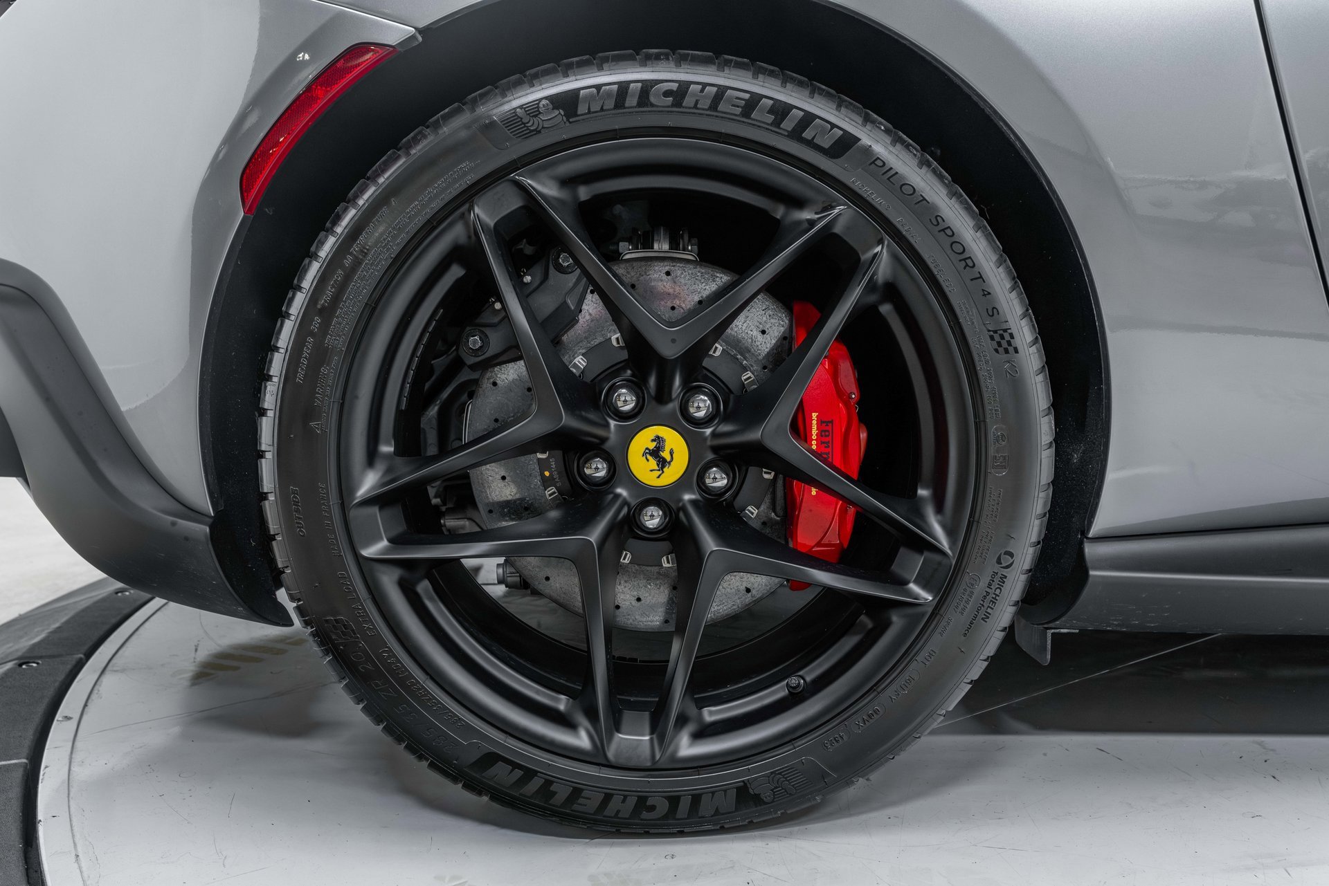 Certified 2024 Ferrari Roma Base image 16