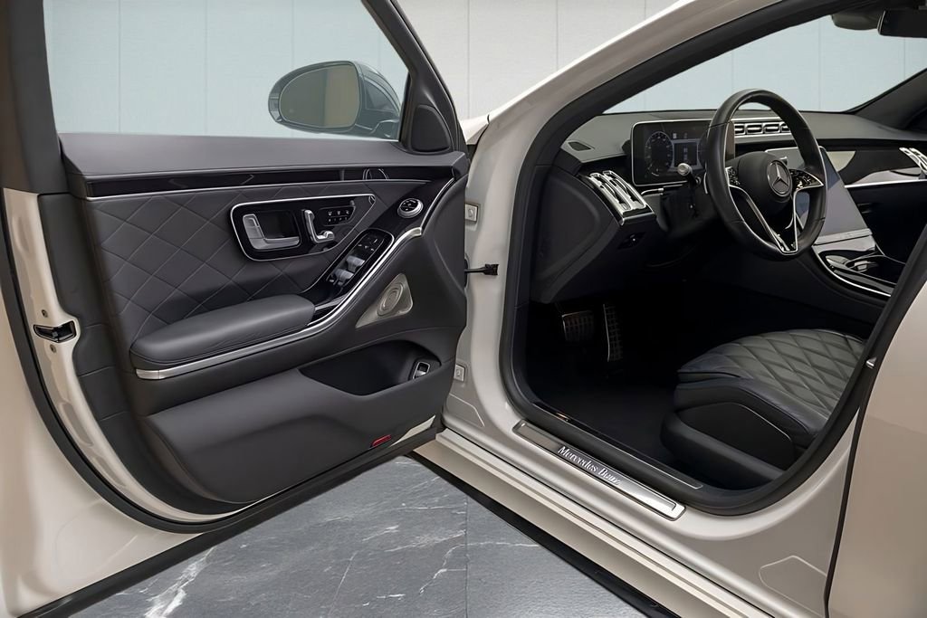 Used 2022 Mercedes-Benz S 580 4MATIC Sedan image 17