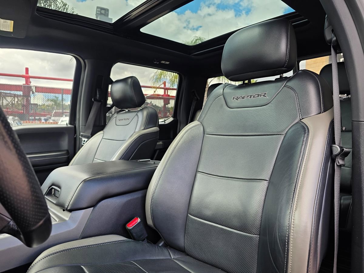 Used 2017 Ford F150 Raptor w/ Equipment Group 802A Luxury AWD/4WD image 22