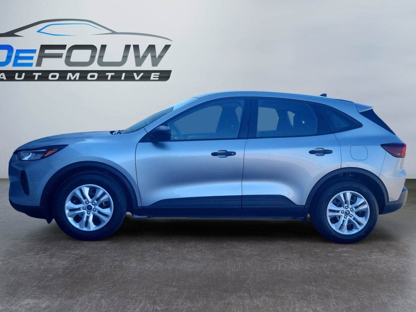 Used 2023 Ford Escape Base image 6