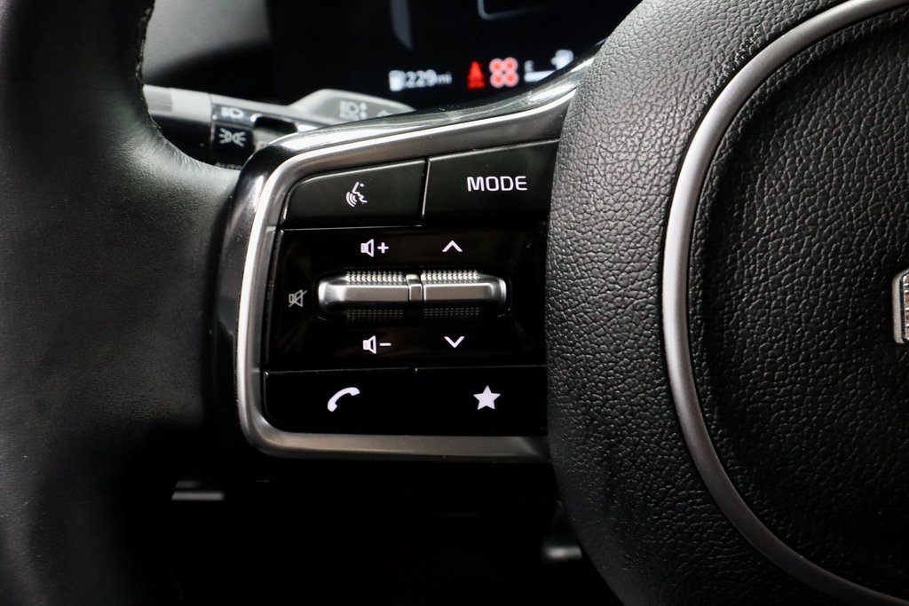 Used 2024 Kia Sorento SX image 32