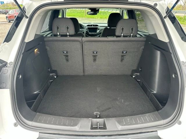Used 2023 Chevrolet TrailBlazer LT w/ Convenience Package AWD/4WD image 13