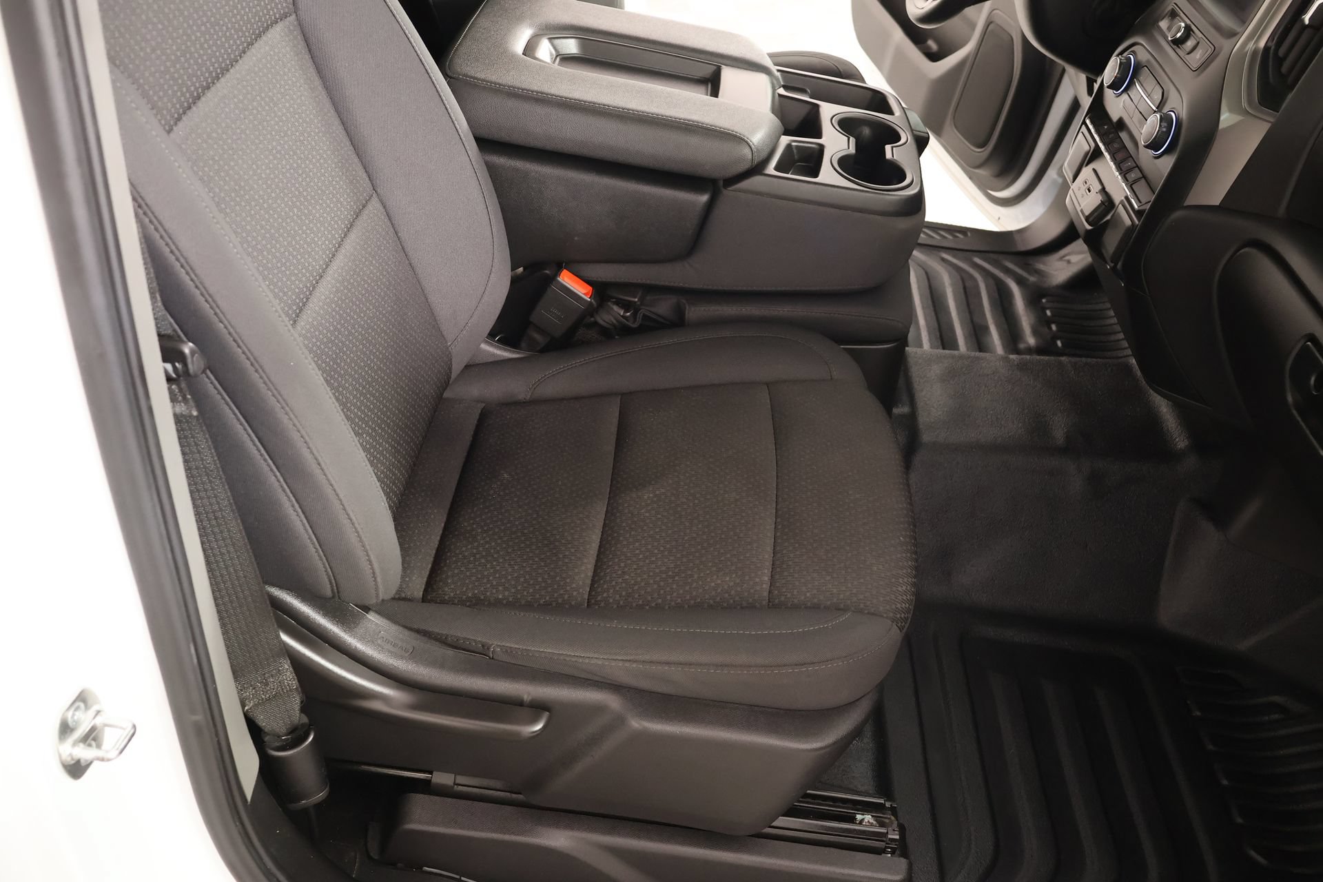 Used 2025 Chevrolet Silverado 1500 W/T RWD image 10