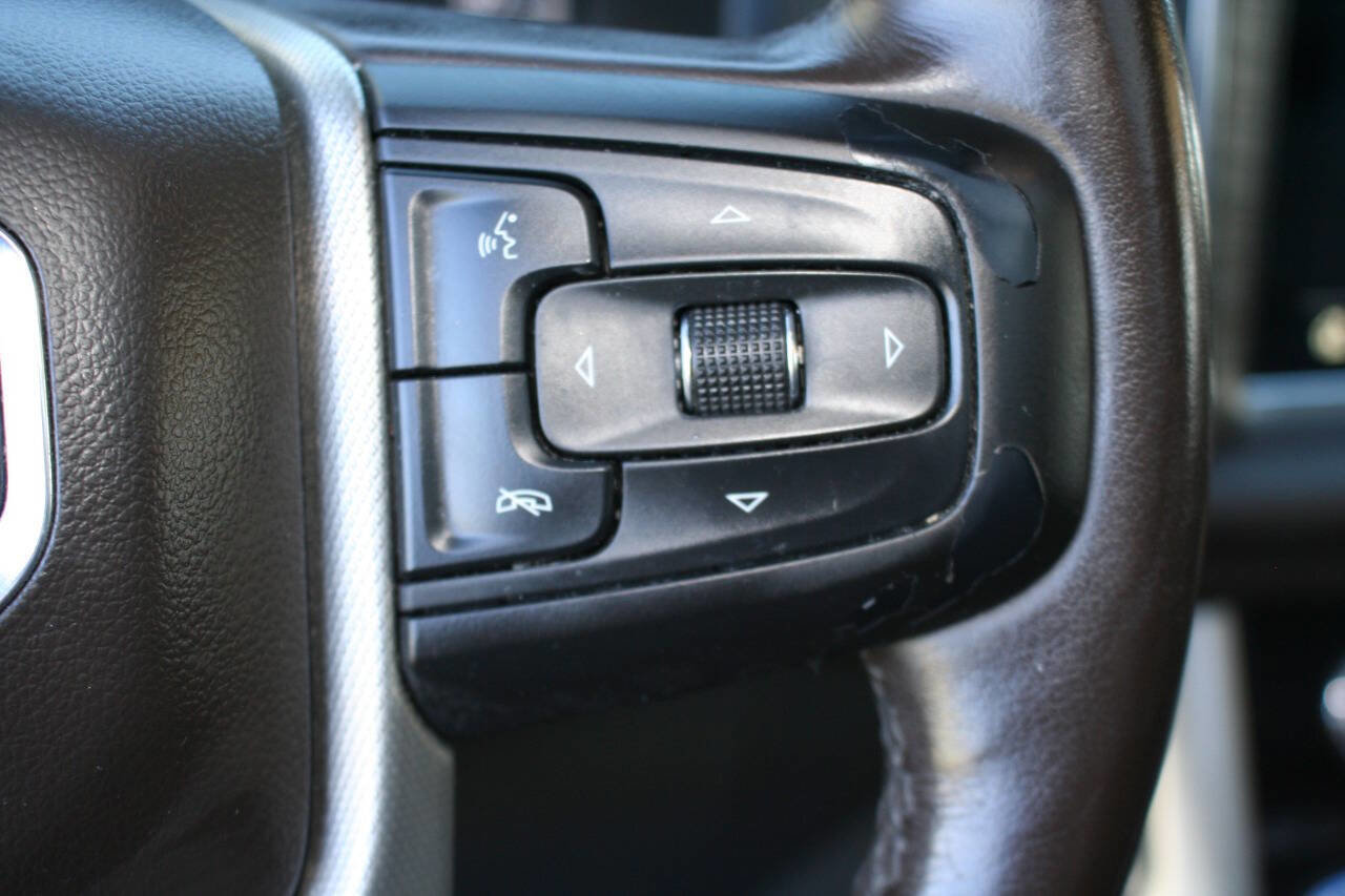 Used 2021 GMC Yukon Denali w/ Denali Premium Package image 22