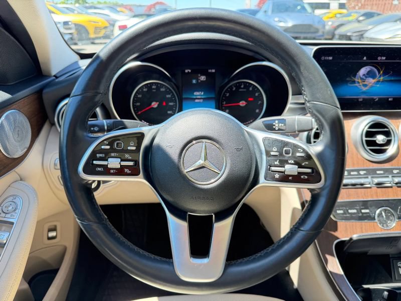 Used 2019 Mercedes-Benz C 300 4MATIC Sedan image 21