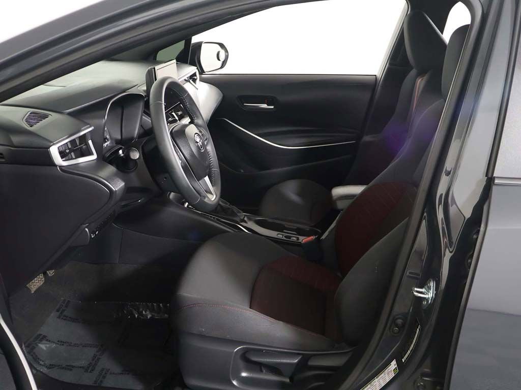 Used 2025 Toyota Corolla SE FWD image 21