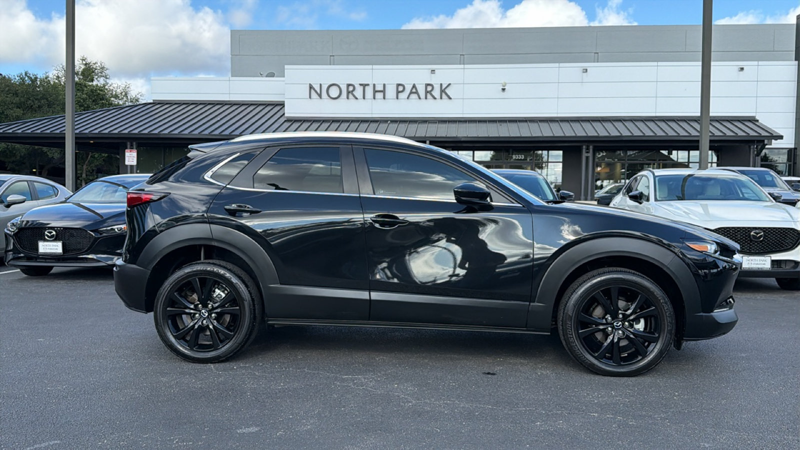 Certified 2025 MAZDA CX-30 AWD 2.5 S w/ Select Sport Pkg image 3