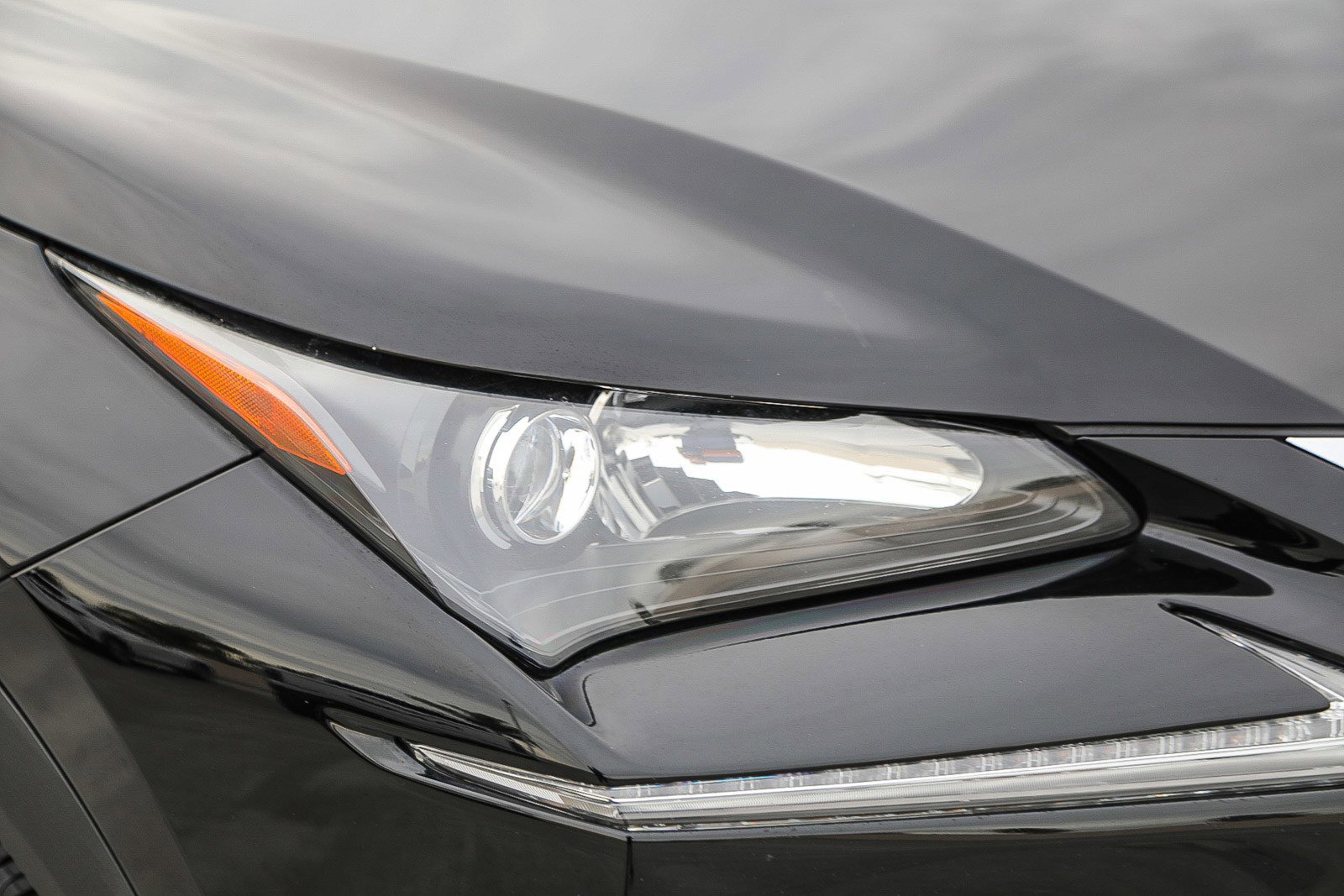 Used 2016 Lexus NX 200t FWD image 8