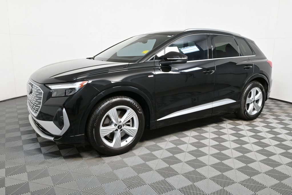 Used 2024 Audi Q4 e-tron Premium image 24